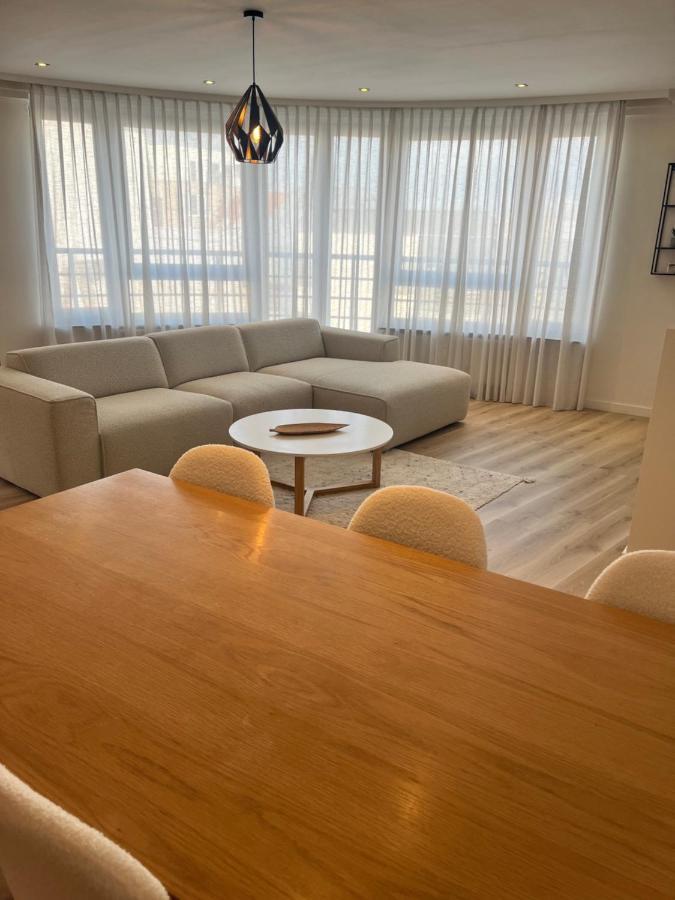 Portofino - Luxe Appartement Met Lateraal Zeezicht Ostende Kültér fotó